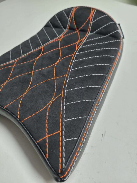 Sitzbank-Manufaktur-Beispiel-Steppmuster